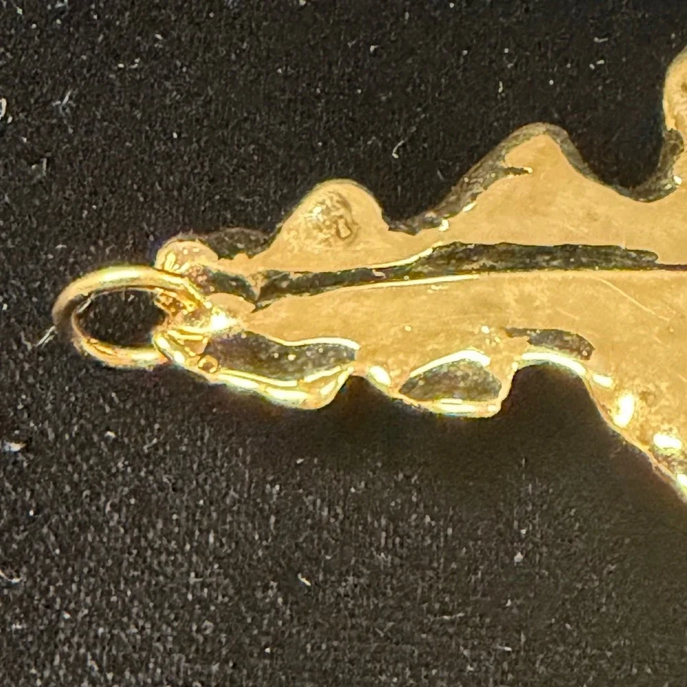Vintage Gold Tone Large Oak Leaf Pendant Textured Nature Statement Jewelry